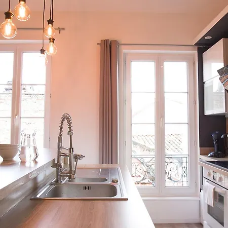 L'ecuyer By Cocoonr Apartment